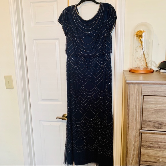 ✨Adrianna Papell Scalloped Beaded Blouson Gown - Picture 2 of 5